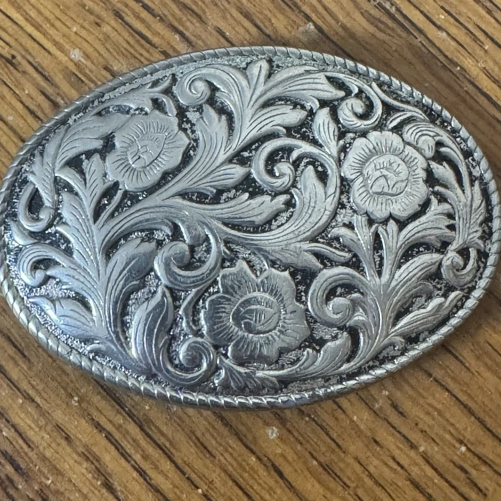 Vintage Silver Tone Floral Western Style Belt Buckle Flowers